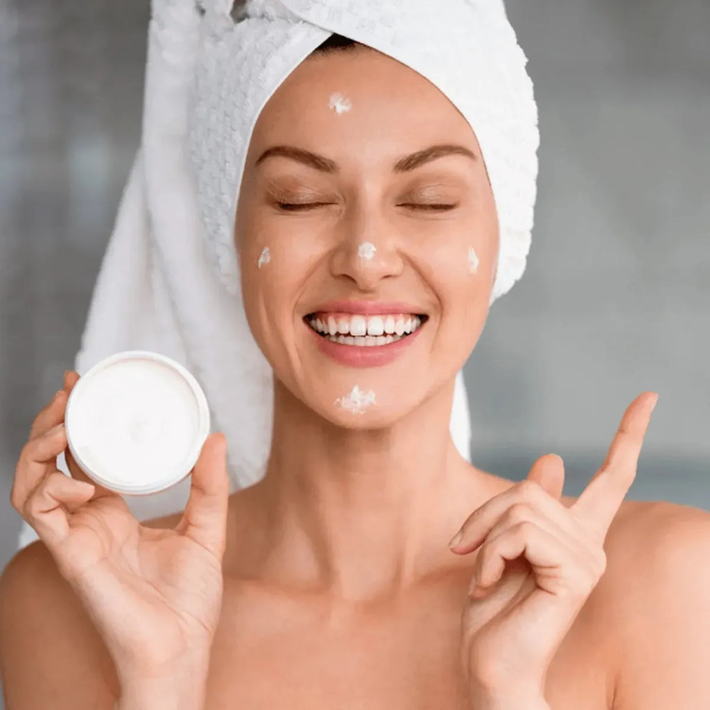 Crema Facial Día White Skin 50gr